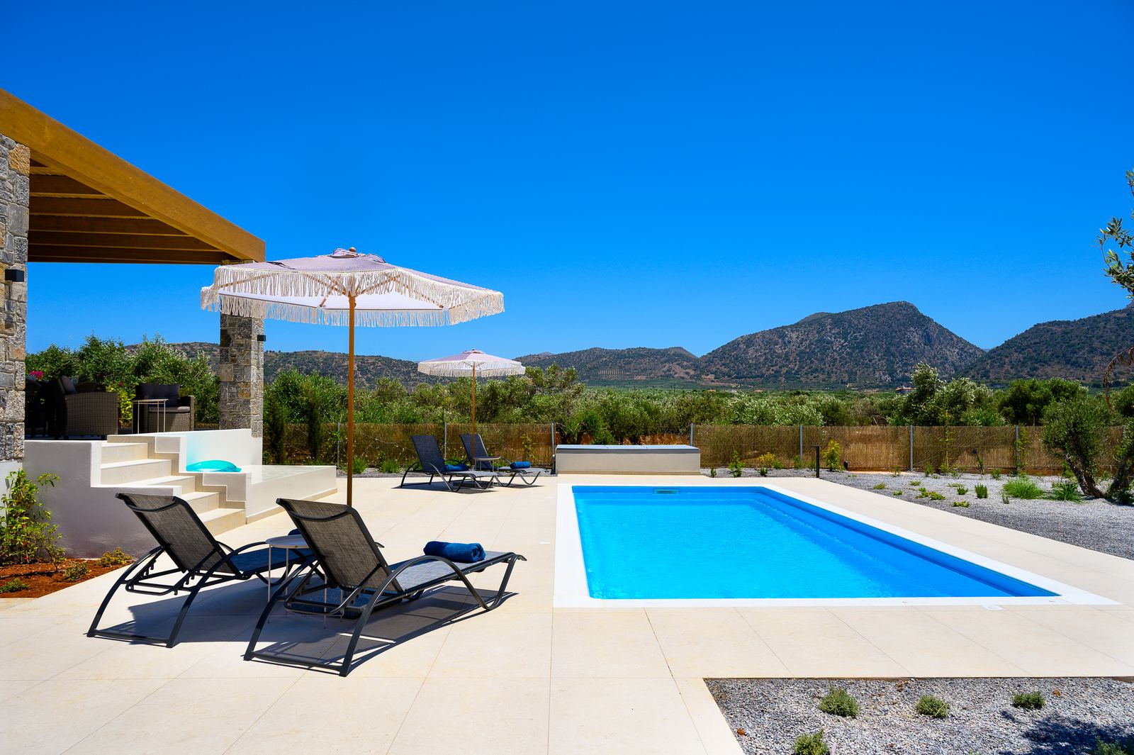 Private pool